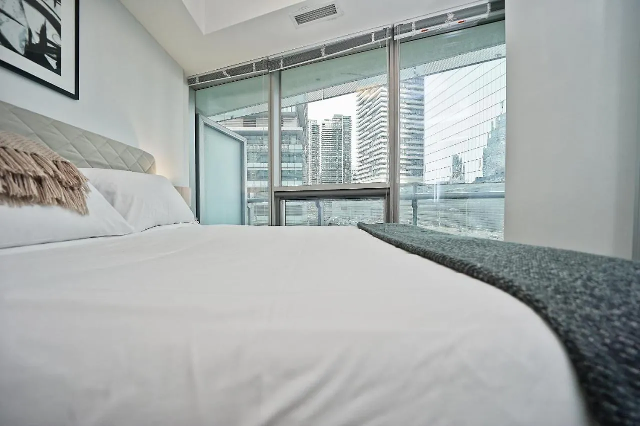 The York Boutique Suites Toronto Apartment