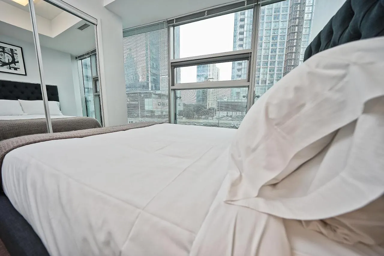 The York Boutique Suites Toronto Apartment