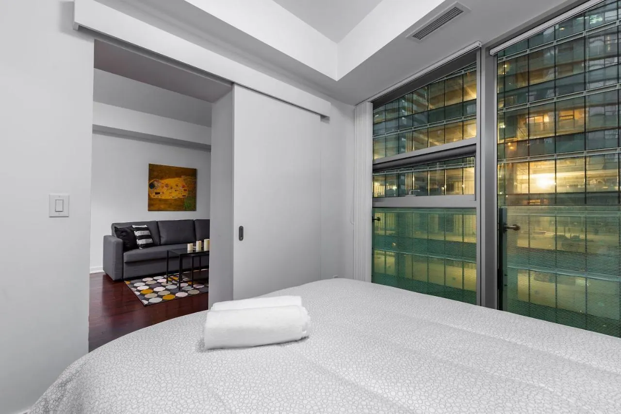 Apartment The York Boutique Suites Toronto Canada