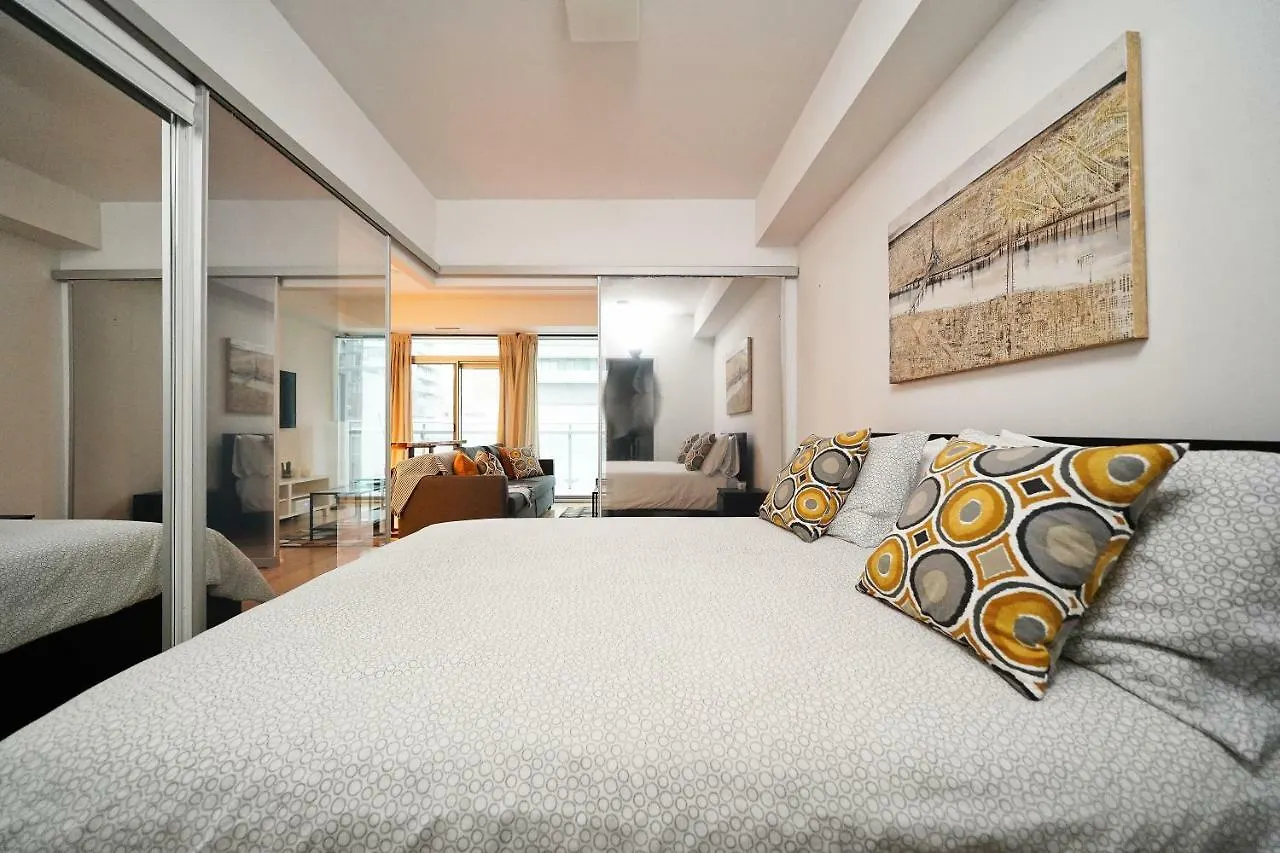 Apartment The York Boutique Suites Toronto
