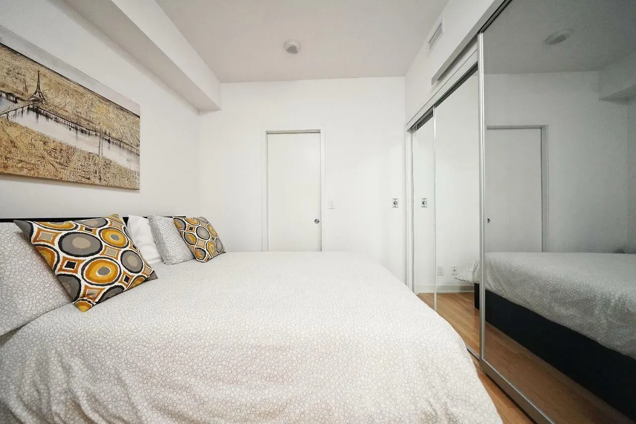 The York Boutique Suites Toronto Apartment