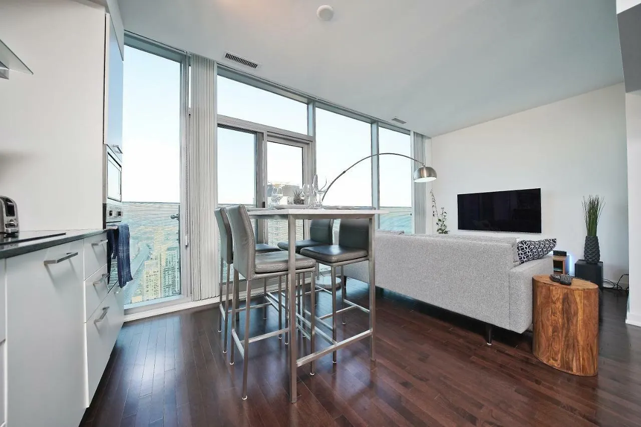 Apartment The York Boutique Suites Toronto